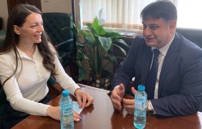 губернаторът софийска област радослав стойчев срещна директора  областната  риосв областния управител софия град