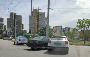 две коли помляха кръстовище пловдив