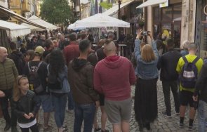 подкрепа пловдив скочи защита уличен продавач чорапи