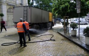 мият централните части столицата