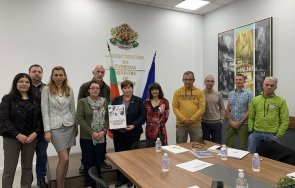 планинските водачи поискаха съдействие стела балтова приемане правилник пешеходните маршрути снимки