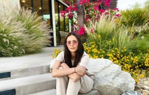 Нина Добрев слаба