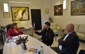 кандидат президентът бфс димитър бербатов ловеч старая дам надежда промяна стане името децата българия снимки