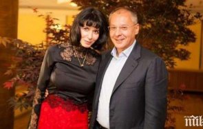 пик ретро станишев дипломира дъщеря си в шанхай уникални снимки