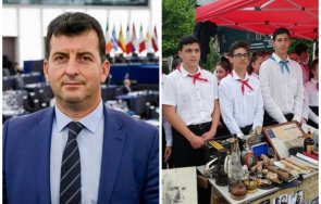 евродепутатът асим адемов гневен заради възстановката соца кърджалийско училище обясниха децата мракобесната жестоките концлагери бившите хора