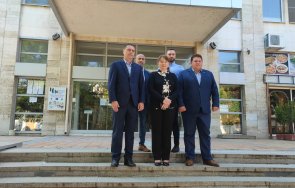 коалиция герб сдс добрич регистрира изборите двама младежи влизат листата