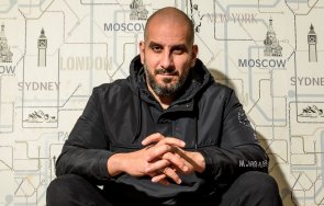 din мисия космоса времето спира