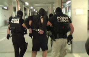оставиха ареста варненски пласьор наркотици рецидивист