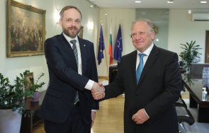 външните министри българия чехия обсъдиха възможностите задълбочаване сътрудничеството включително икономиката туризма