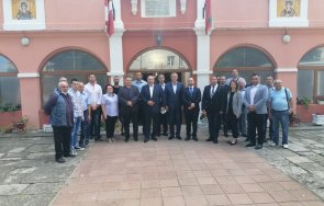 тържествен водосвет коалиция герб сдс откри предизборната кампанияв силистра