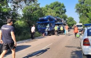 тежка катастрофа автовоз кола разбиха път видин