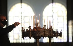 потрес разбиха ограбиха църква ямбол