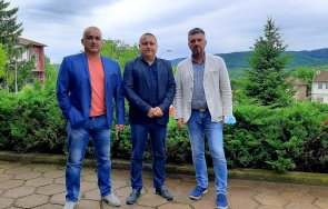 общинските съветници герб велико търново спрете предизборните упражнения модернизацията депото строителни отпадъци