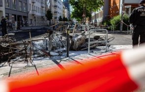 близо полицейски служители пострадали сблъсъци берлин