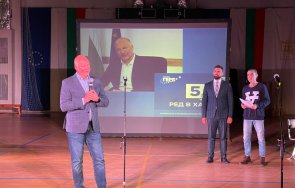 росен желязков благоевград харвардския чар стои озъбеният реваншизъм сянката държавна сигурност  снимки