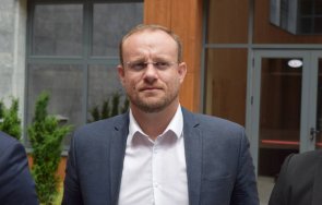 новите млади лица герб сдс влизат голямата политика снимки