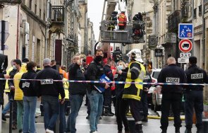 бордо срутиха две сгради ранени хора