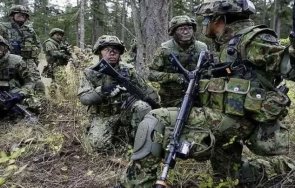 инцидент мина излетя извън района военен полигон време учебни стрелби япония