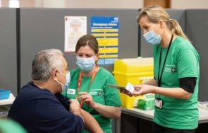 близо пълнолетните великобритания напълно ваксинирани