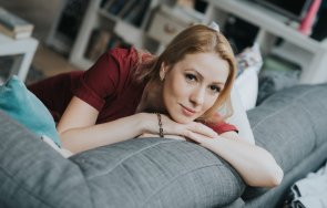 невръстната дъщеричка деси бакърджиева снимка