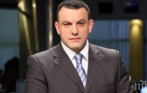 пик ретро юксел кадриев написа книга секс поезия  вижте творбите