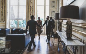 Бийбър при Макрон