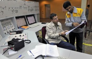 спряха спешност атомната електроцентрала иран