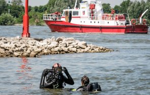 властите германия потвърдиха удавени момичета река рейн българки