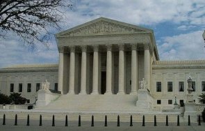 американските власти повдигнаха обвинения петима чужденци контрабанда военно оборудване русия