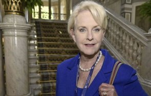 джо байдън издигна кандидатурата вдовицата джон маккейн пост оон