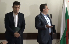 Кирил Петков и Асен Василев са заявили готовност за сделка