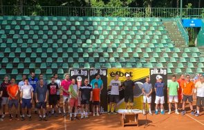 стартира ият пик мастърс линия дипломати годишен участник