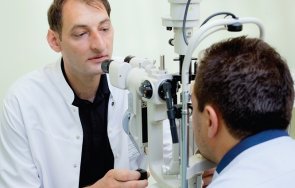 безплатни очни прегледи организираха свищов