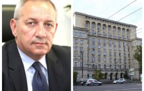 Спортният министър Андрей Кузманов е пребит пред Александровска болница в