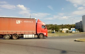 пренасочват тировете тракия чирпан