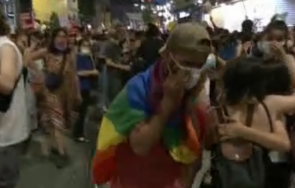 сблъсъци протестиращи жени полиция истанбул