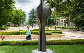 три бронзови скулптури бяха възстановени ямбол