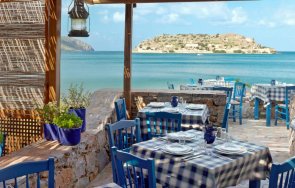 кафе ресторант гърция ваксина отрицателен тест