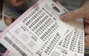 луд късмет четири години американец печели два млн долара лотария