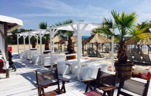 ден година храни цакат такси услуги морето