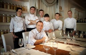 шест ресторанта един хотел русе наемат персонал украйна молдова киргизстан