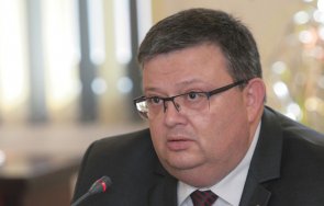 комисията цацаров влезе община хаджидимово заради скъпия автомобил кмета