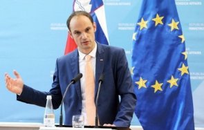 външният министър словения посети българия заради спора северна македония