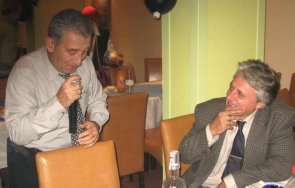 соня колтуклиева връзките бойко рашков божков вечерите хотел рила хубаво радев провери джоба пълно дяволи римски монети