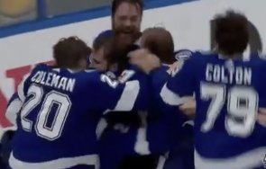 тимът тампа бей лайтнинг спечели втора поредна година купа стенли