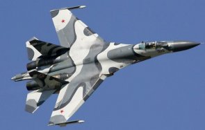 руски военен самолет прекъсна пресконференция натовски съюзници