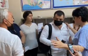 напрежение скандали две секции истанбул