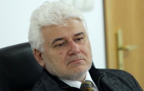 конституционалистът проф пламен киров президентът неизгодна ситуация затова обърна партиите