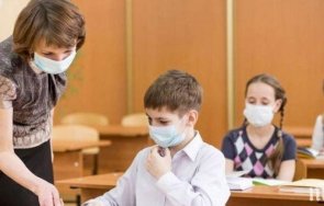 важно мон плаща допълнителни профилактични прегледи учителите covid