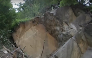 тонове скали рухнаха пътя велико търново